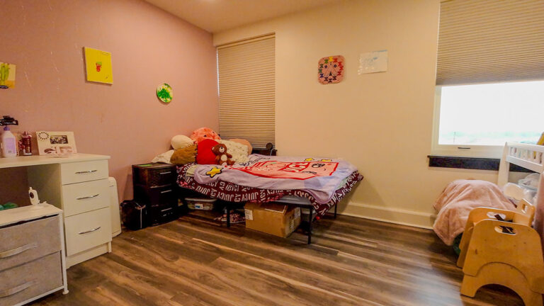 bedroom2